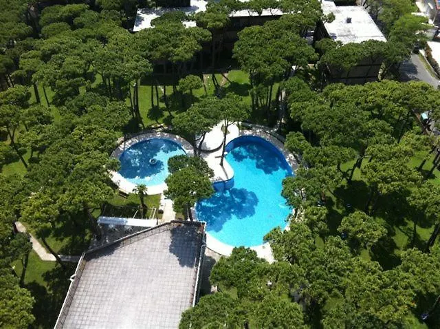 Residence Pineta Da Colla Roberto Jesolo Apartment Lido di Jesolo